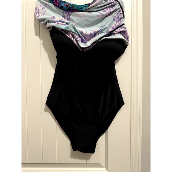 Yours "Queen of Curves" Colorful One Piece Swim Suit Size 24 - Picture 5 of 6